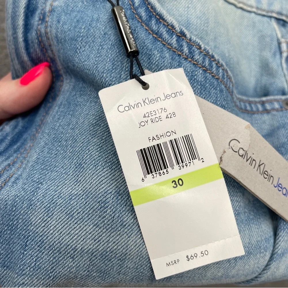 Calvin Klein denim mini skirt Size 30 w/pockets new w/tags distressed stone blue - Picture 10 of 14